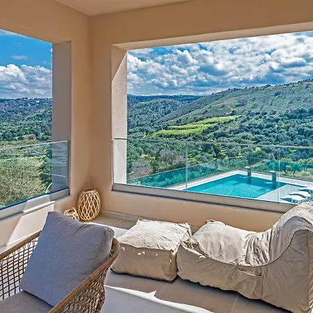 Oasis, Luxury *